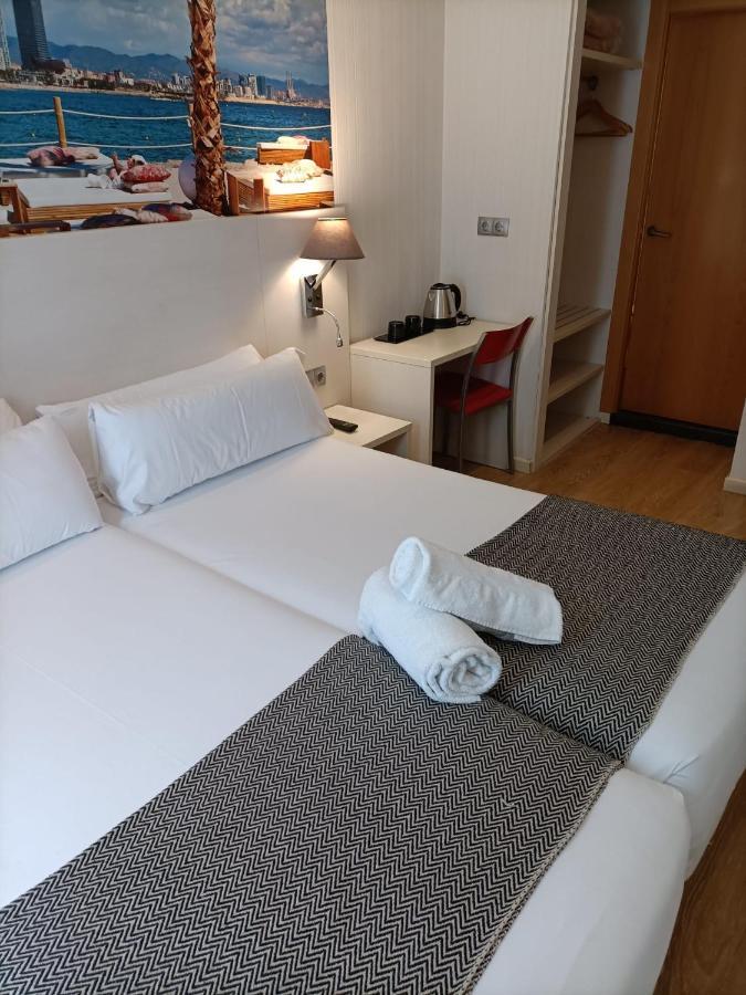 Hotel Transit Barcelona Luaran gambar
