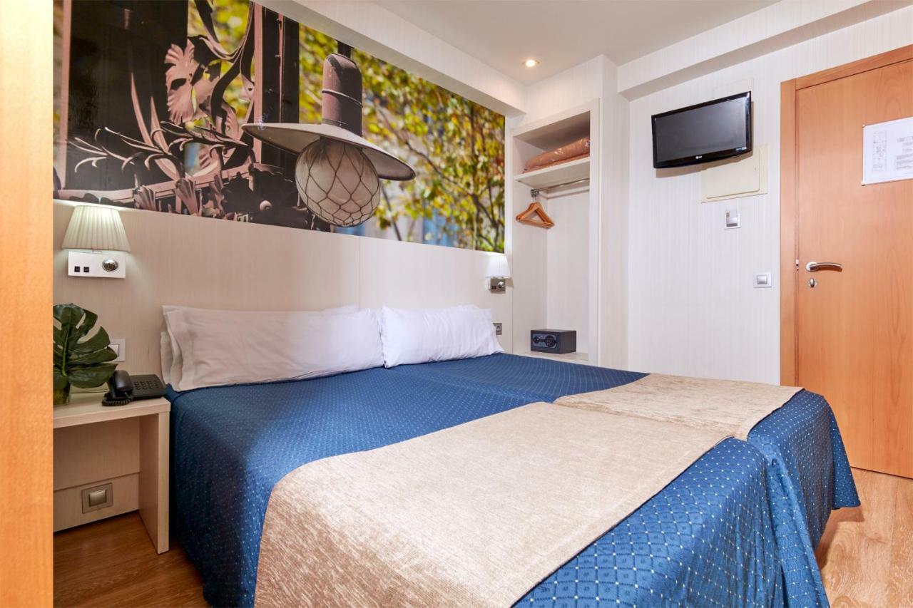 Hotel Transit Barcelona Luaran gambar